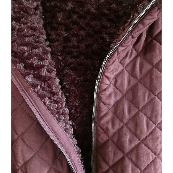 DENIM & CO Women's XL Quilted Reversible Vest Faux Fur Plum Full Zip Puffer 46" - Picture 4 of 9